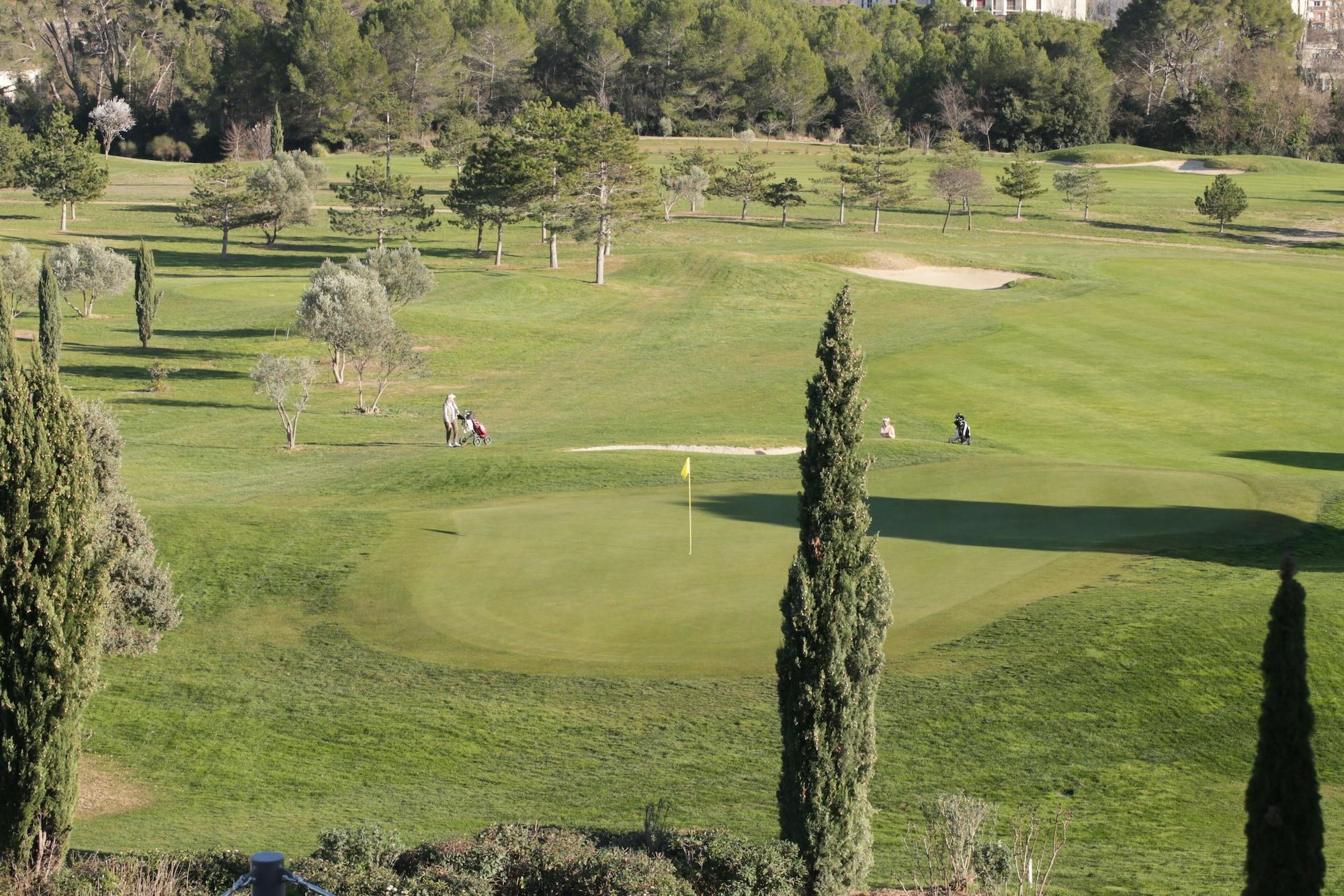 Hotel Golf Fontcaude Juvignac Bagian luar foto