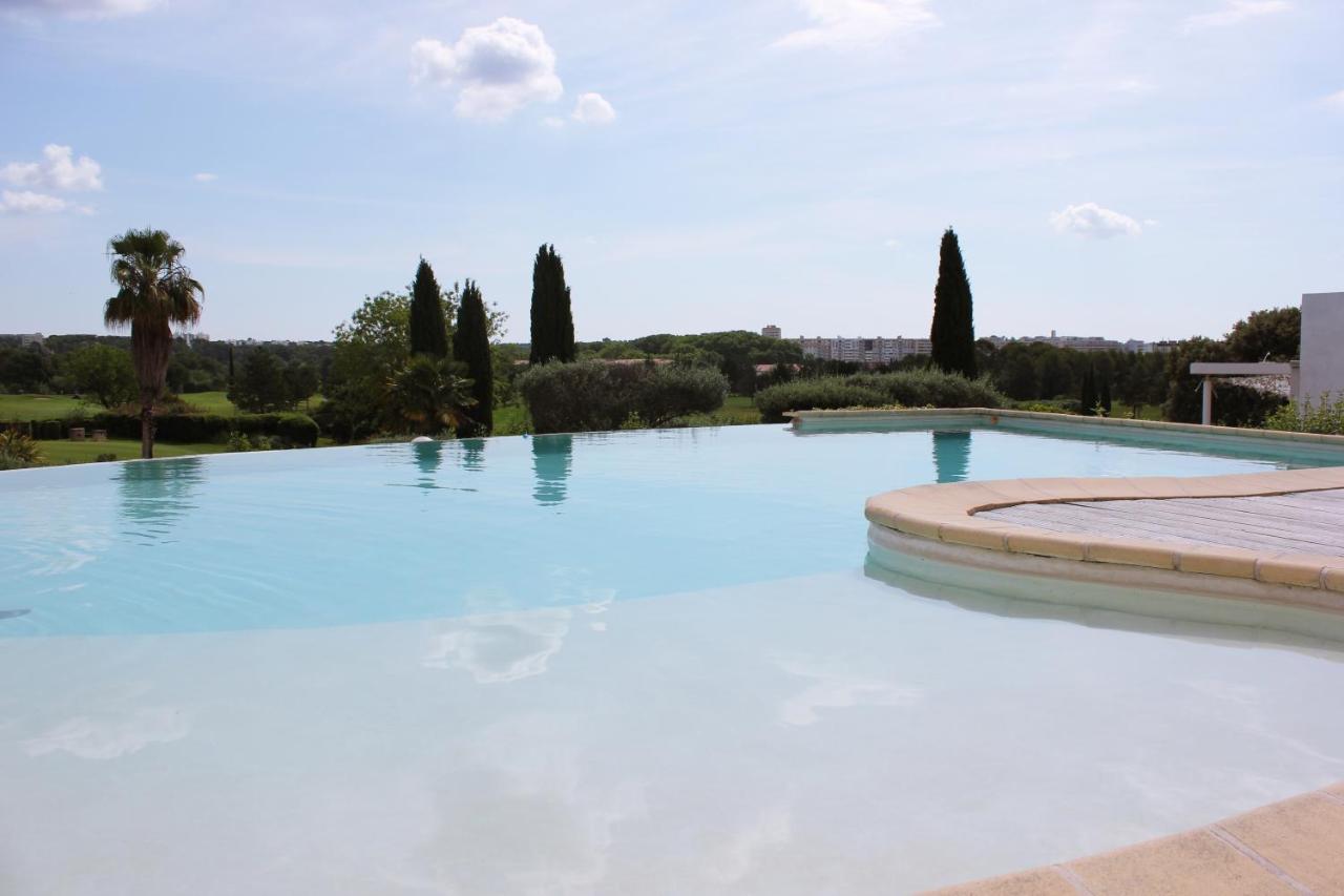 Hotel Golf Fontcaude Juvignac Bagian luar foto
