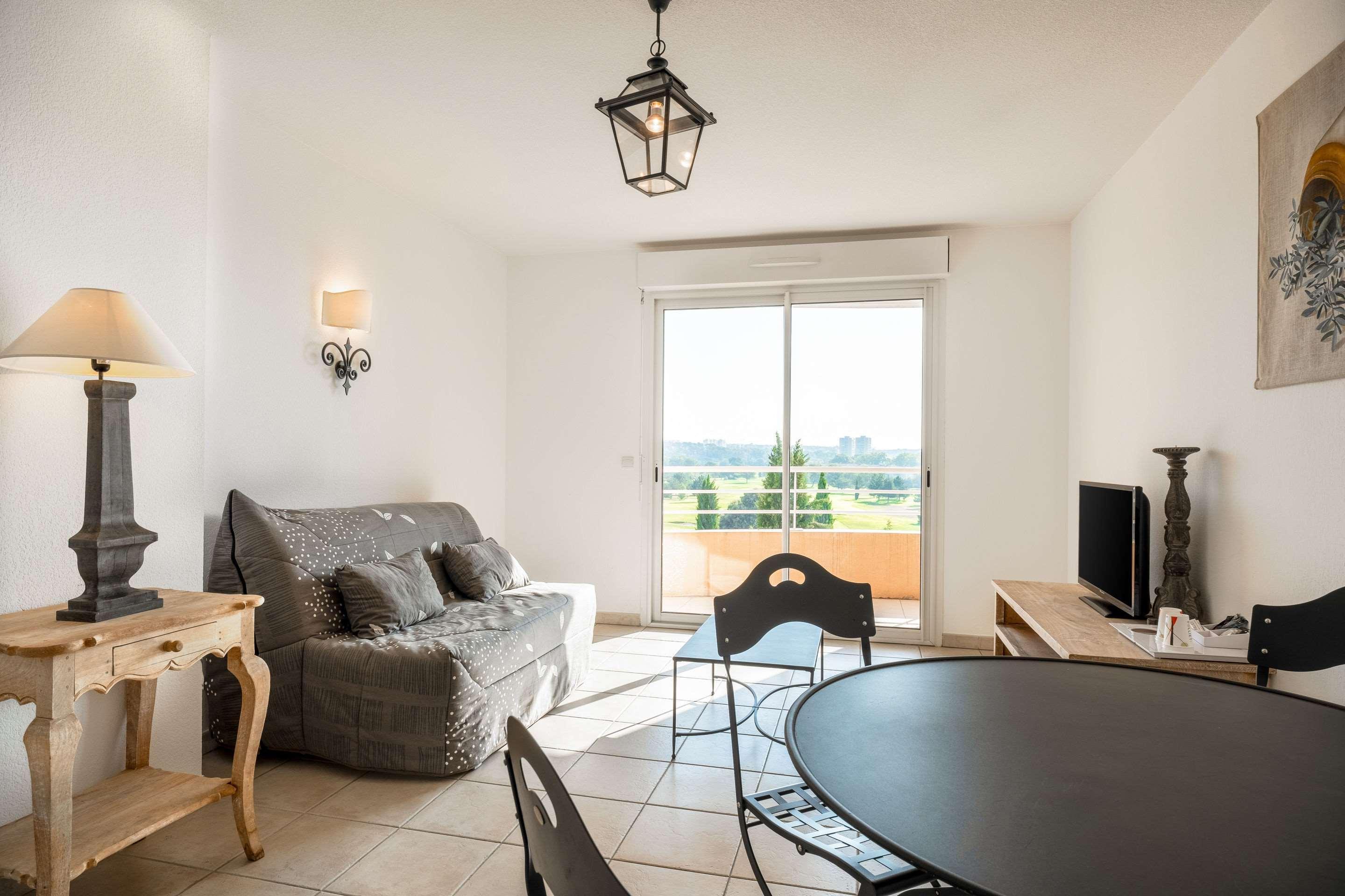 Hotel Golf Fontcaude Juvignac Bagian luar foto